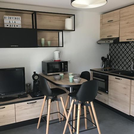 Studio Front De Mer Avec Terrasse Et Acces Direct Plage A Merville-Franceville - Fr-1-487-329 Exterior foto